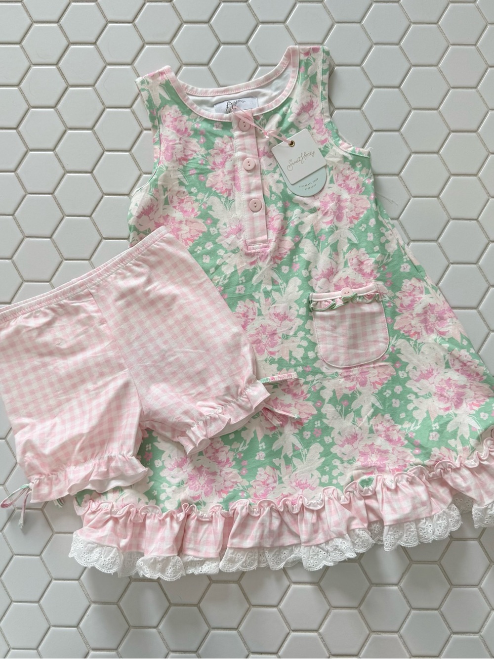 Green & Pink Floral Sleeveless Kids Pajama Set by Sweethoney